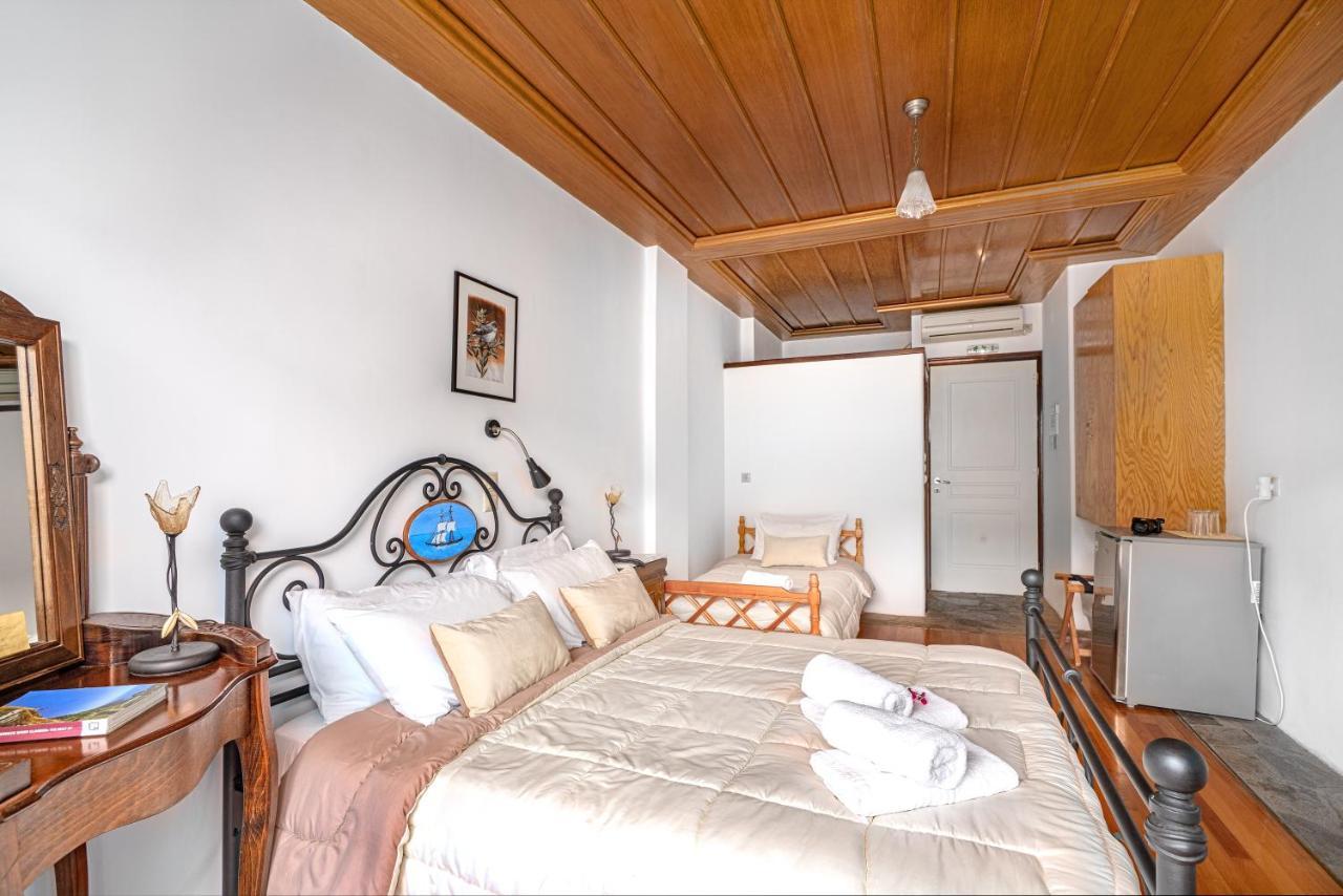 Hotel Paraliako Kyparissi Kyparíssion المظهر الخارجي الصورة