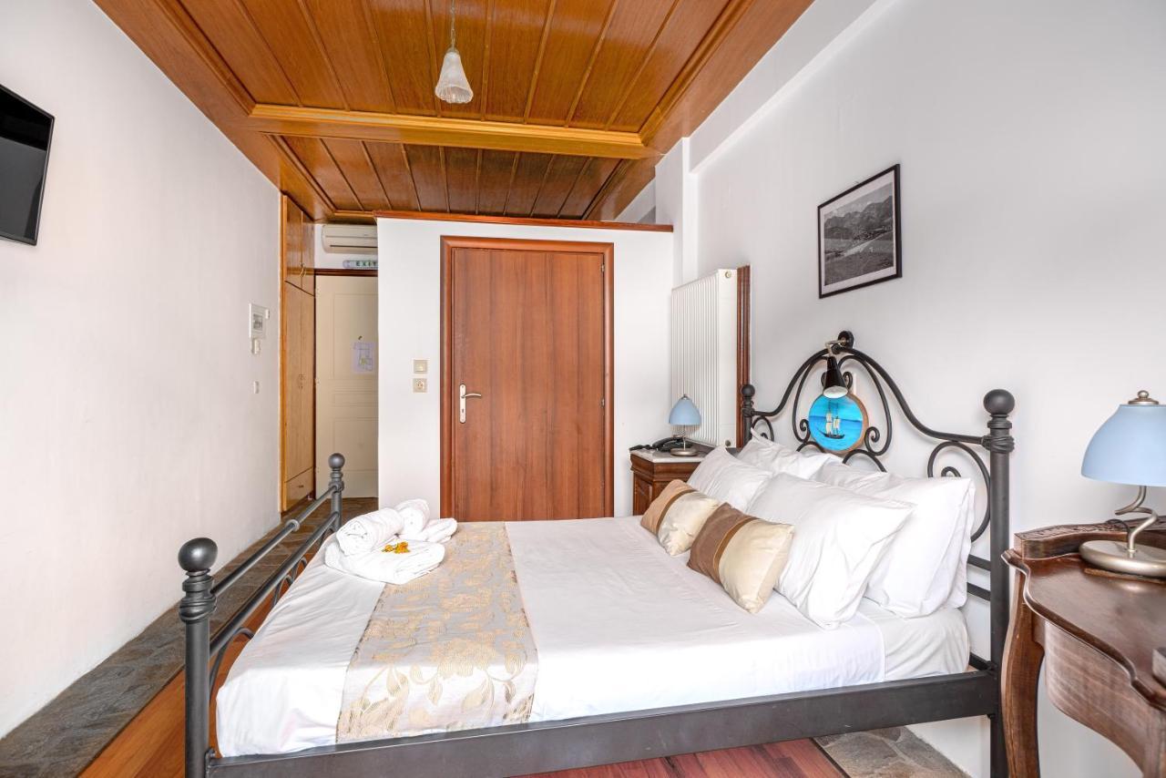 Hotel Paraliako Kyparissi Kyparíssion المظهر الخارجي الصورة
