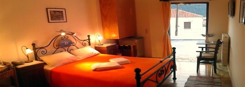 Hotel Paraliako Kyparissi Kyparíssion المظهر الخارجي الصورة