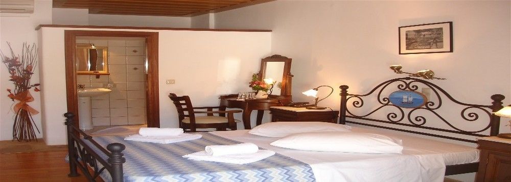 Hotel Paraliako Kyparissi Kyparíssion المظهر الخارجي الصورة